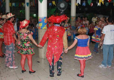  Sesc promove festas juninas nesta quinta e sexta-feira